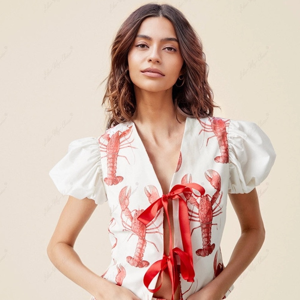 Summer Staple! Lobster Print Top with Ties 🦞